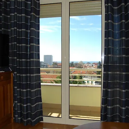 Home At Porto - Serralves Apartment *